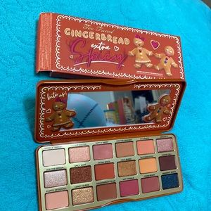 Too Faced Gingerbread Extra Spicy Palette